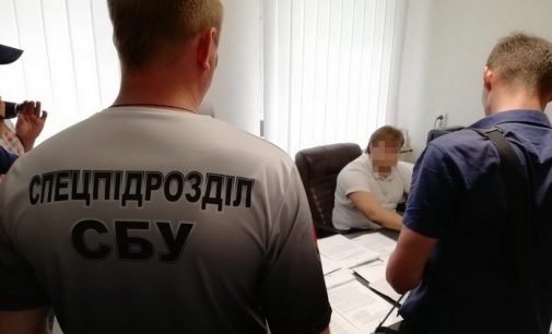 На Николаевщине погорел на взятке руководитель районной исполнительной службы