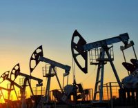 Эксперты резко ухудшили прогноз по ценам на нефть