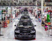 Основной завод Tesla в США прекратит свою работу