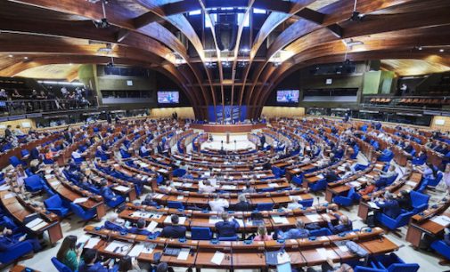 Россию единогласно изгнали из парламента ассамблеи Совета Европы