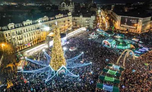 У Києві таки буде головна новорічна ялинка, але без концертів та фудмаркетів