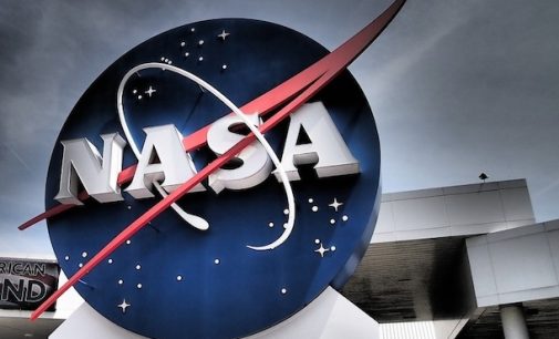 NASA розпочало пошук виконавців для проектування та виготовлення надлегкого місячного автомобіля