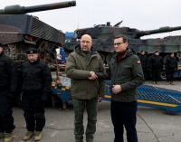 В Україну заїхали перші 4 танки Leopard 2